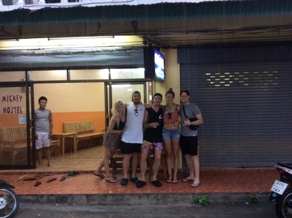 Mickey Hostel Haad Rin Bagian luar foto