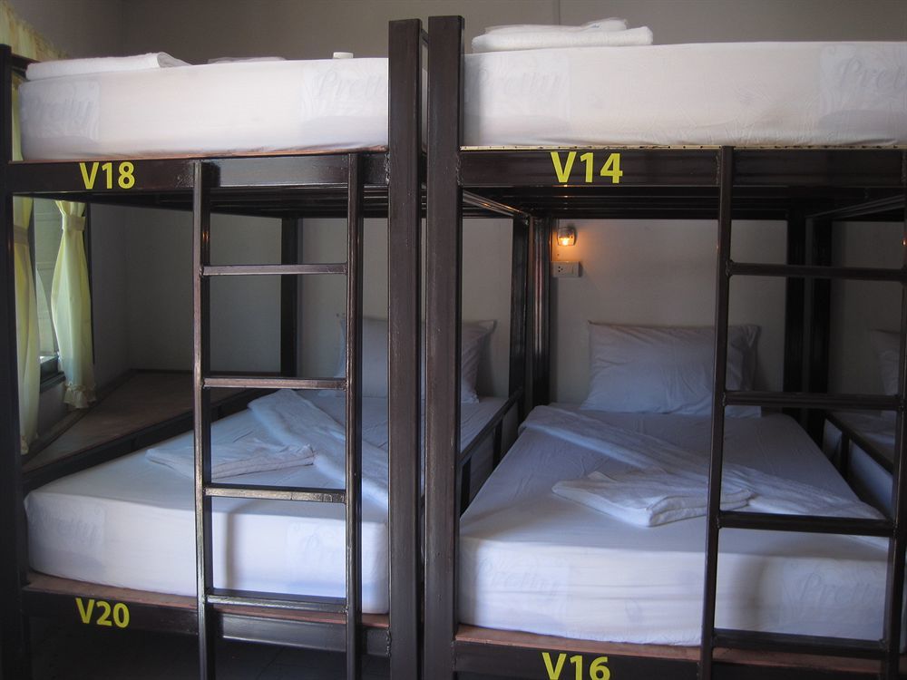 Mickey Hostel Haad Rin Bagian luar foto